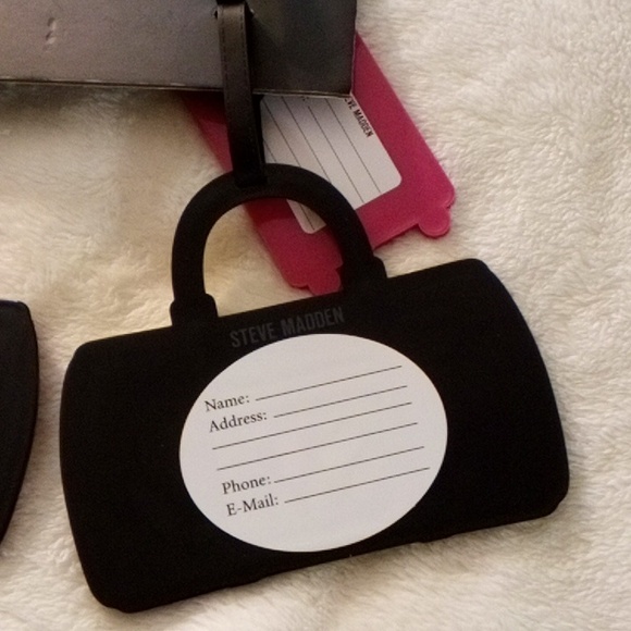 STEVE MADDEN TRAVEL 4 PIECE LUGGAGE TAG SET - Picture 5 of 7